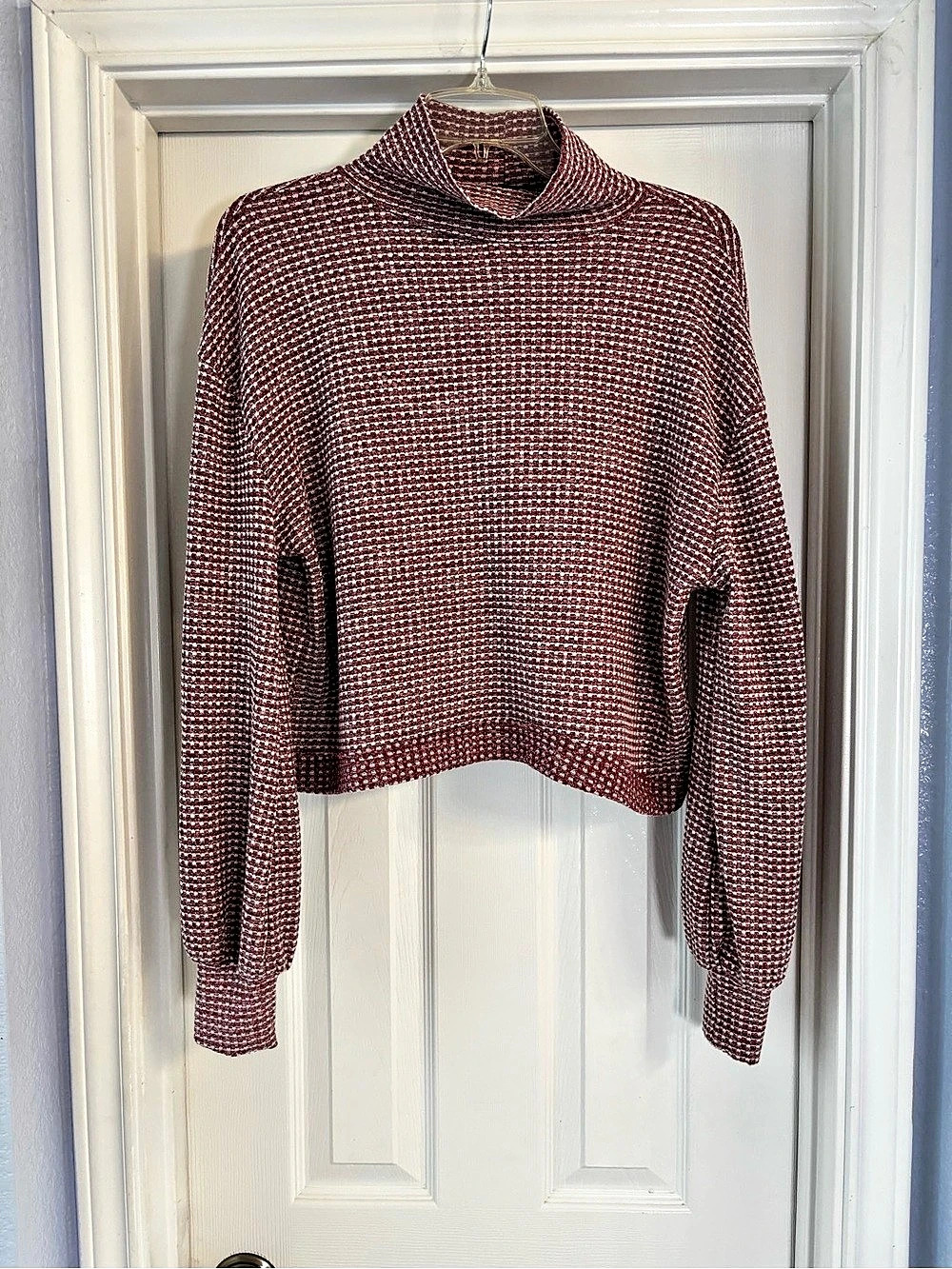 Poof New York Women’s L Burgundy/White Geometric Textured Mock Neck Pullover